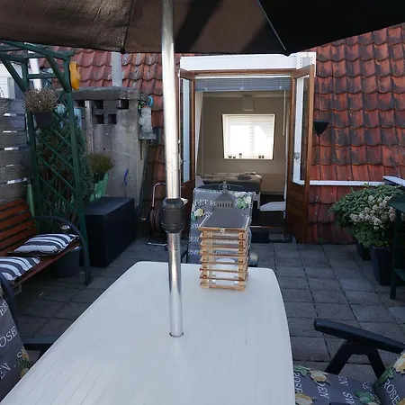 Roof Terrace Bed & Breakfast