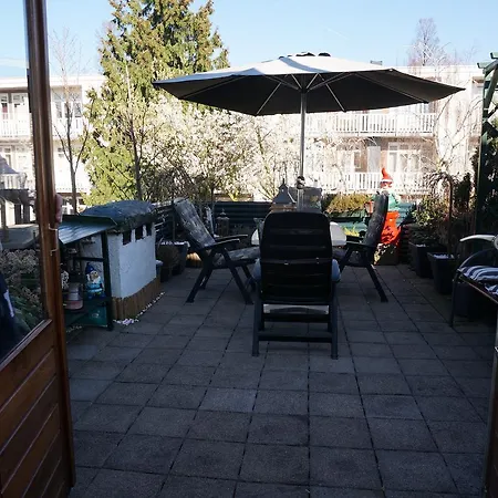 Roof Terrace ベッド・アンド・ブレックファスト 4*